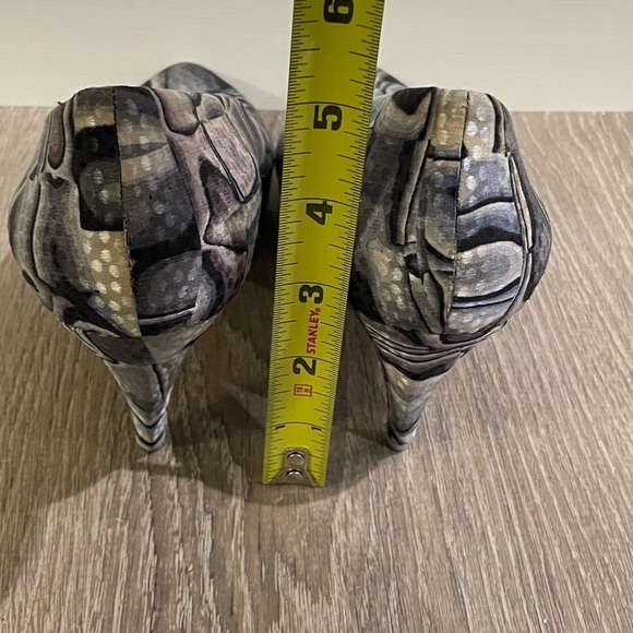 Sesto Meucci Black and Gray Flats & Loafers - Picture 6 of 7